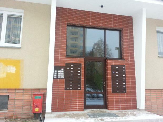 Rekonstrukce vstupů do panelových vchodů,Kosmonautů, Olomouc 8