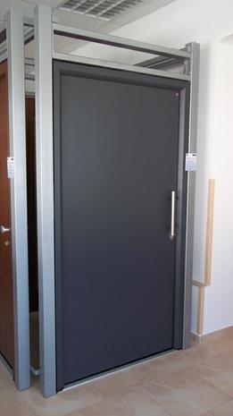 Ocelové dveře Hörmann,Prodejna  5