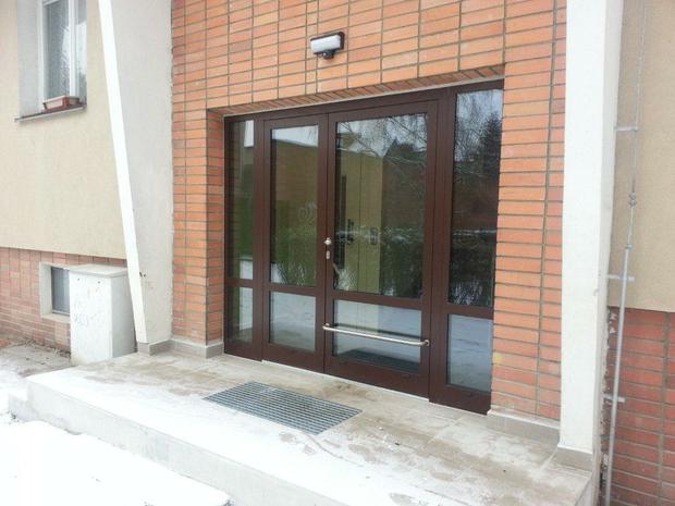 Rekonstrukce vstupů do panelových vchodů,Kosmonautů, Olomouc 7