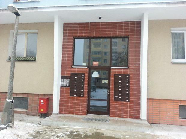 Rekonstrukce vstupů do panelových vchodů,Kosmonautů, Olomouc 9