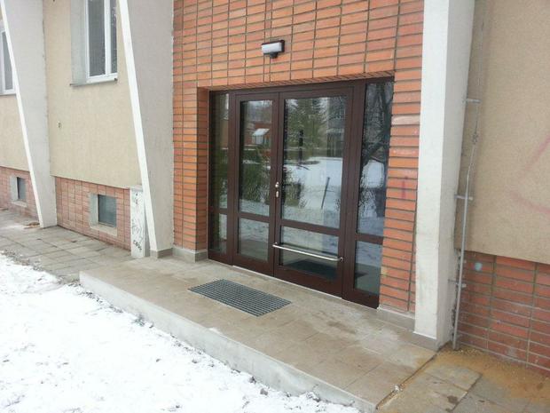 Rekonstrukce vstupů do panelových vchodů,Kosmonautů, Olomouc 11